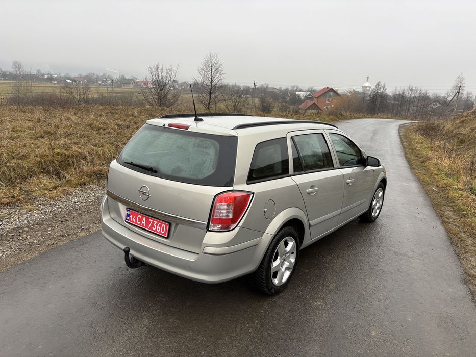 Opel Astra H 2007 1,6 бензин