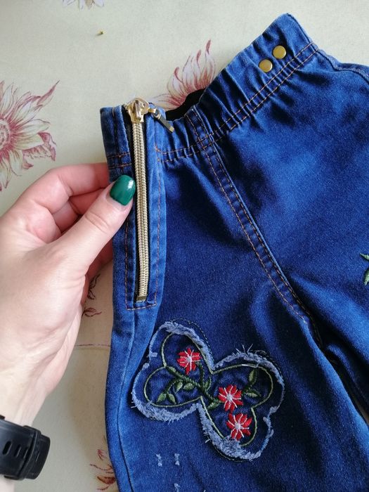 Круті джинси для дівчинки