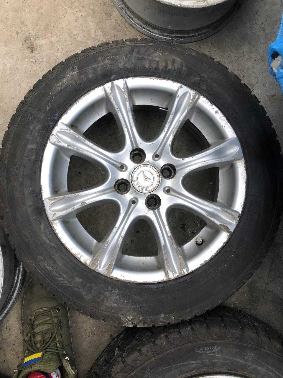 Комплект литых дисков Джили МК R15 4x100