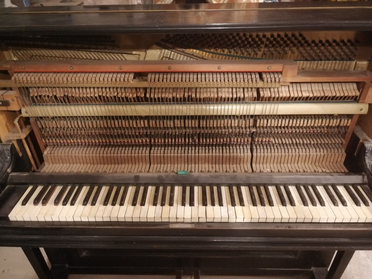 Pianino Baumgardten & Heins Hamburg antyk