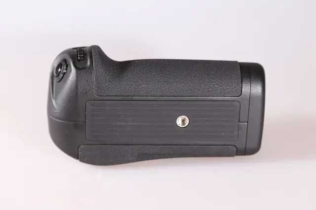 Батарейный блок (бустер) для Nikon d600 Travor Premium (BG-2M)