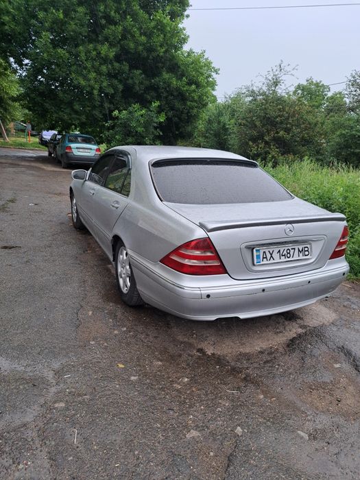 Продам или обмин Мерс 220 S клас