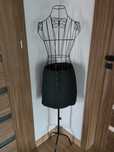 Czarna elegancka spódnica COS (rozmiar 34)

Minimalistyczna