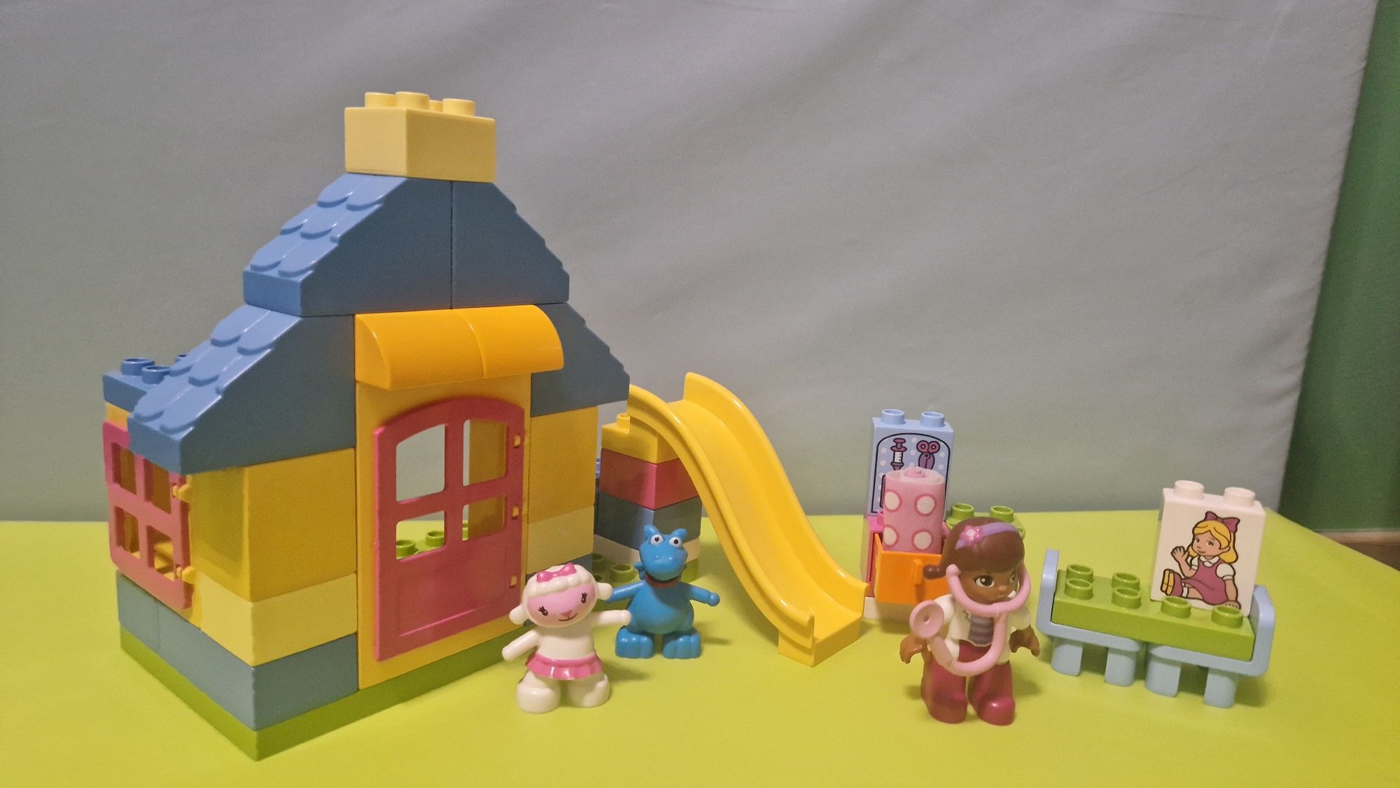 Lego Duplo 10606 Klinika dla Pluszakow Doktor Dosia