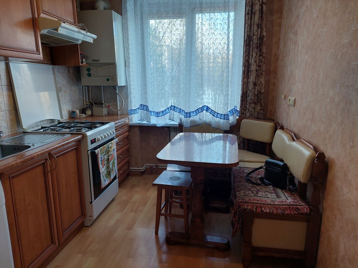 Продаж 4 кім. квартира 76 кв. м вул. Стуса м. Трускавець