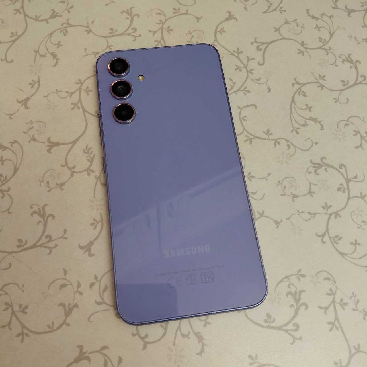 продам Samsung Galaxy A54 5G 8/256GB Awesome Violet
