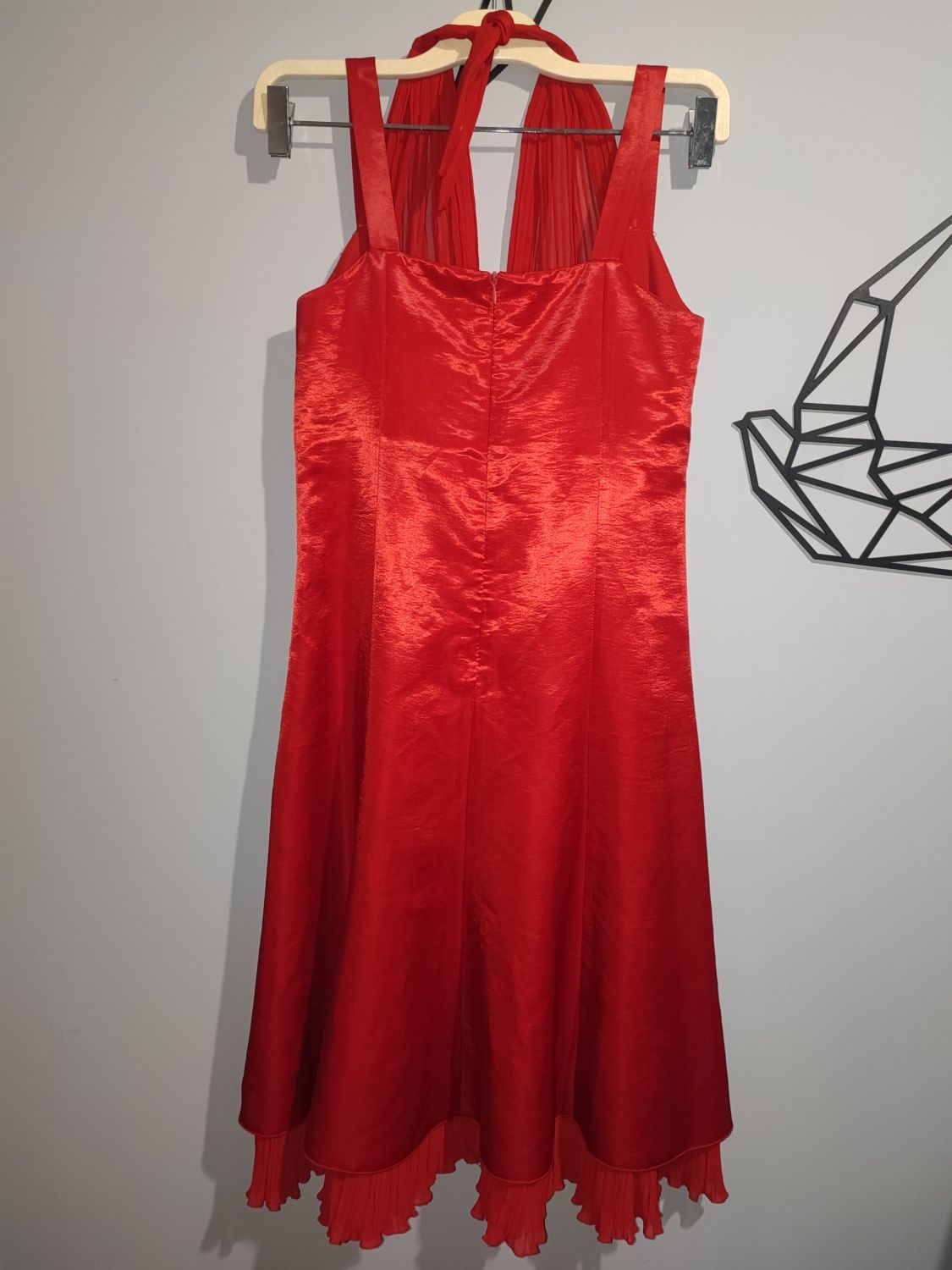 Czerwona sukienka Jolan 36