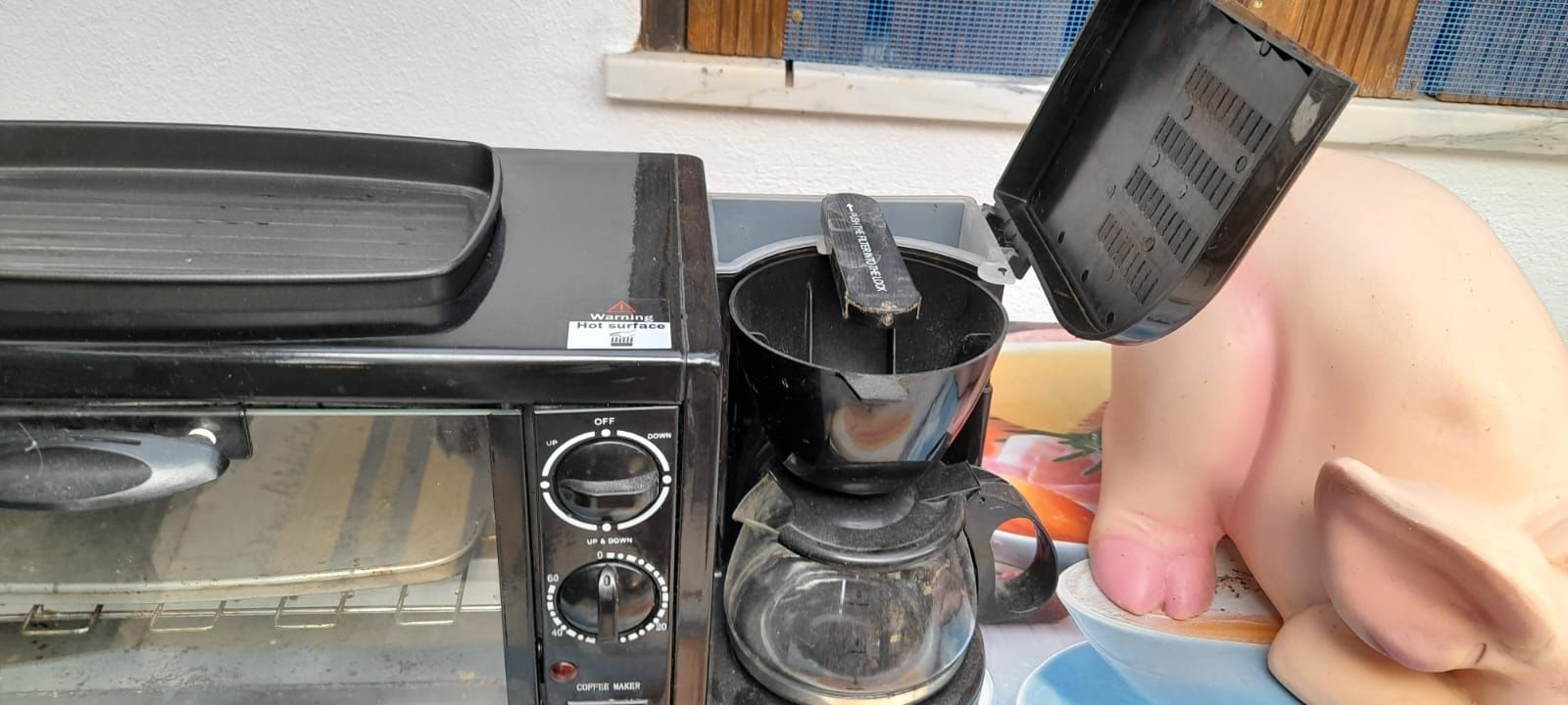 Forno com parte de café ou cha