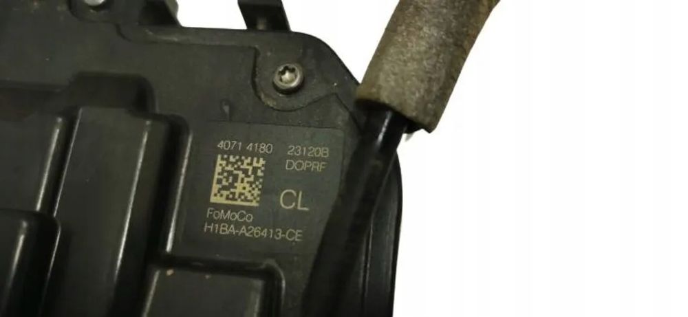 Ford Fiesta MK8 Zamek Lewy tył 4 Pin H1BB-R22152-BE Europa 20 R