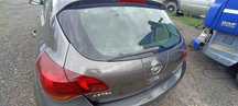 klapa tył bagażnika  szyba opel astra J IV z177