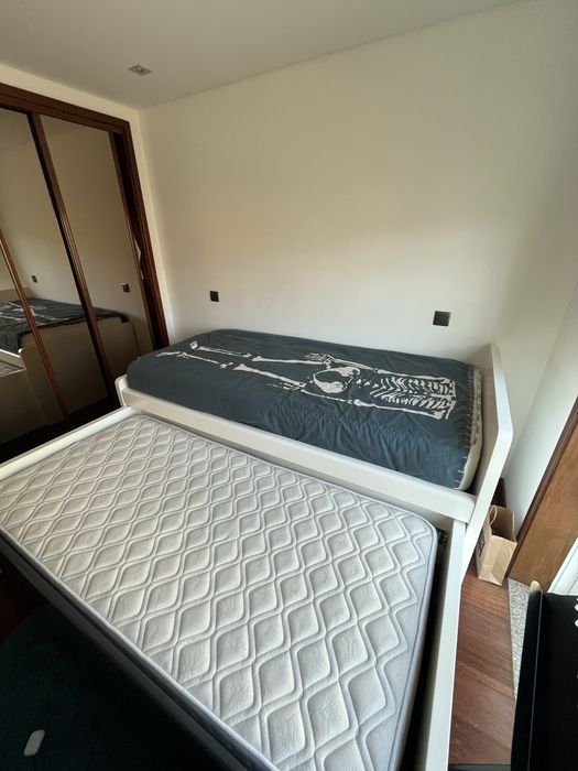 Cama + secretária