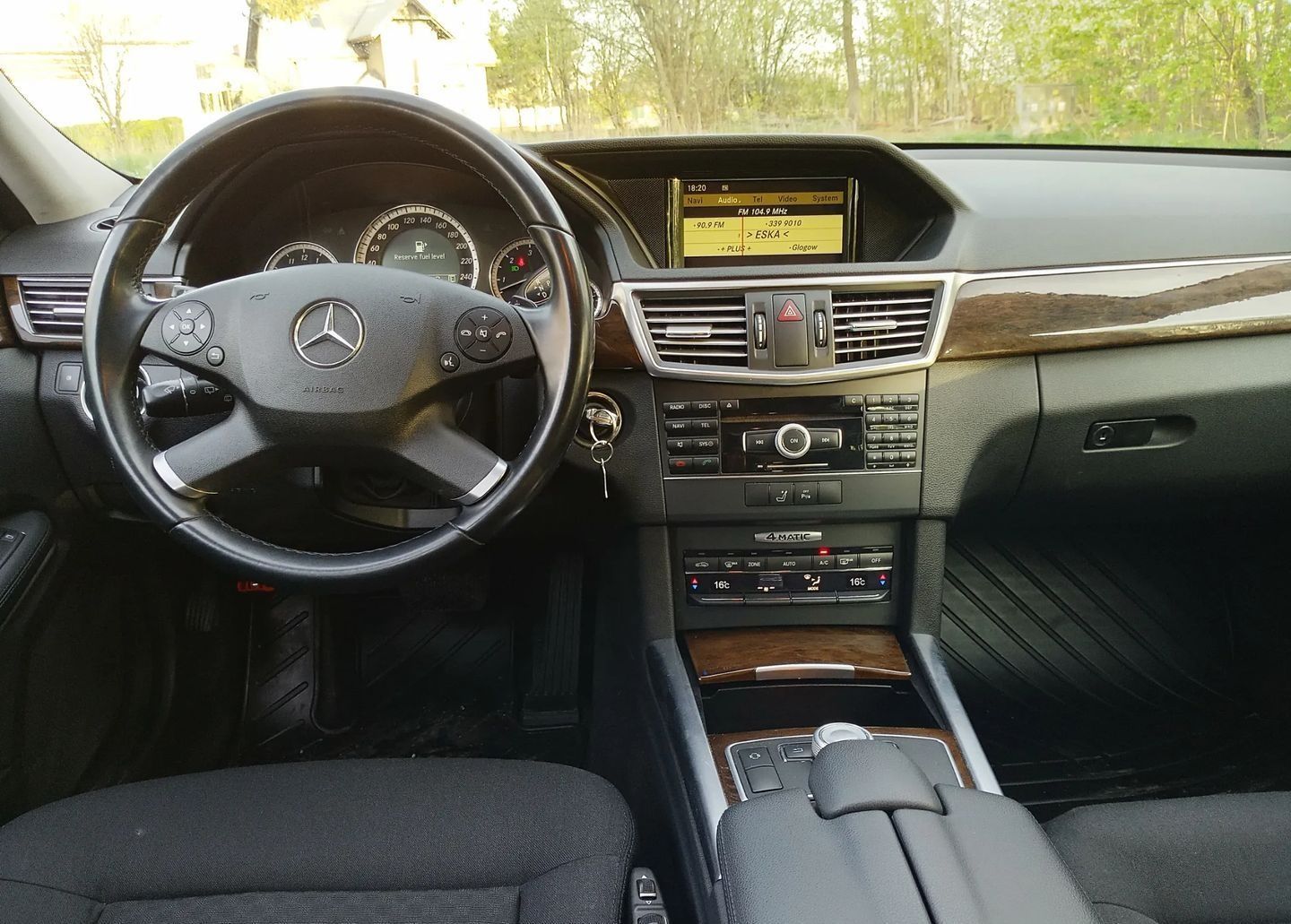 Mercedes-Benz E-Class 350 CDI 4-Matic BlueEff Avantgarde