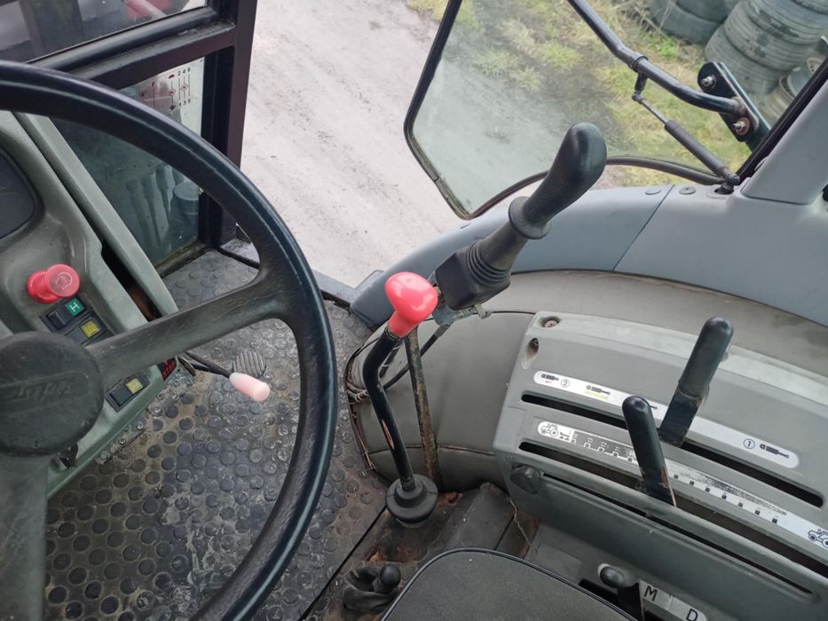 Ciągnik Zetor Proxima 8441