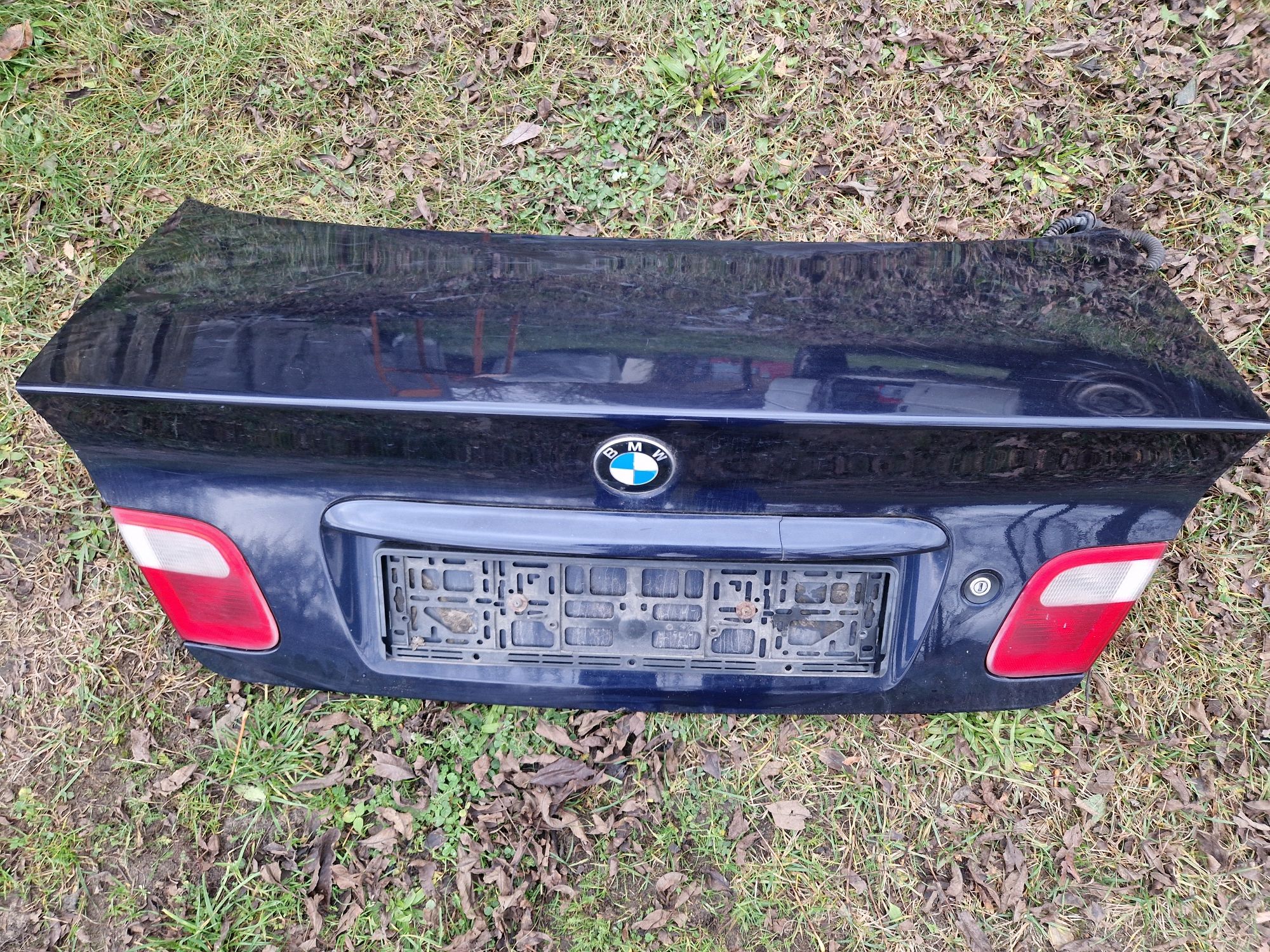 Klapa sedan bmw e46 orientblau metalic 317/5 zderzak drzwi tył