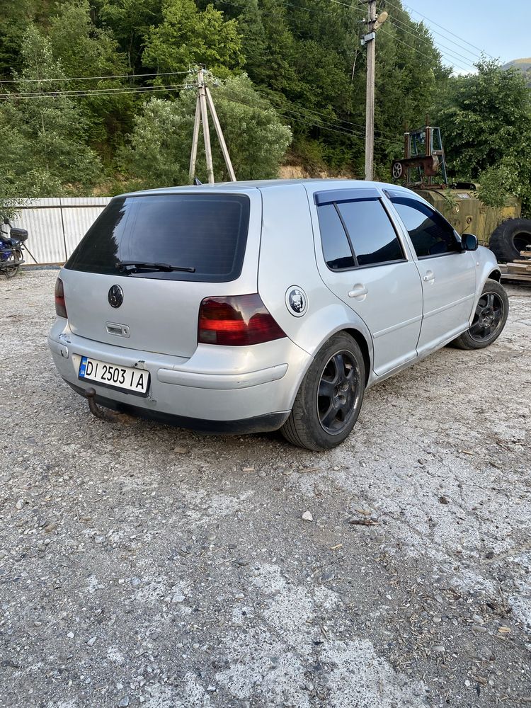Гольф 4 1.9 tdi.