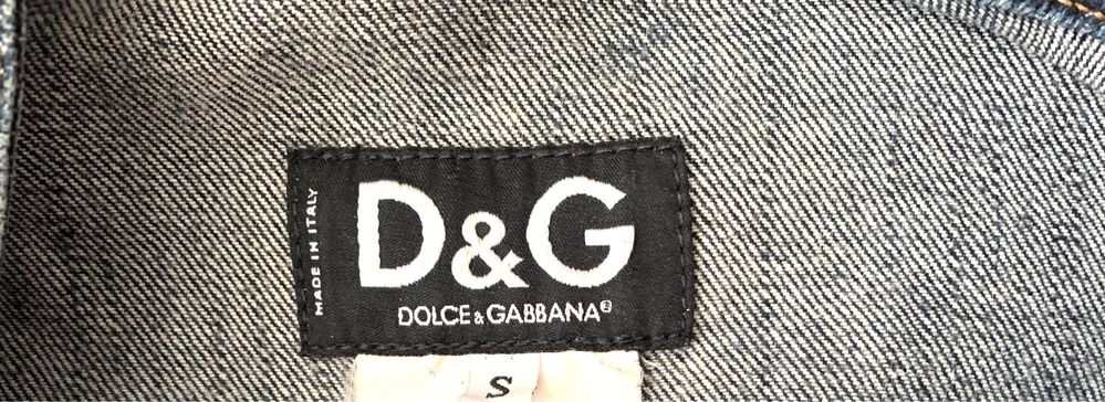 Продам женскую куртку D&G