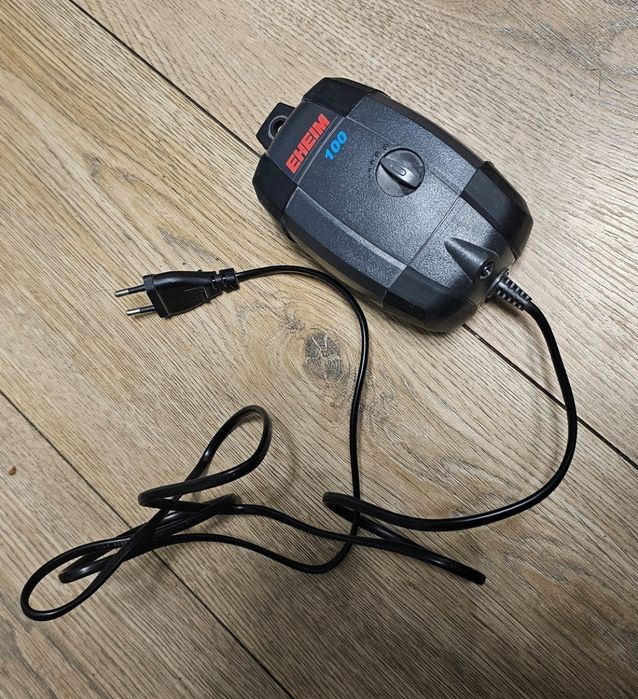 Pompka napowietrzacz eheim 100 do akwarium