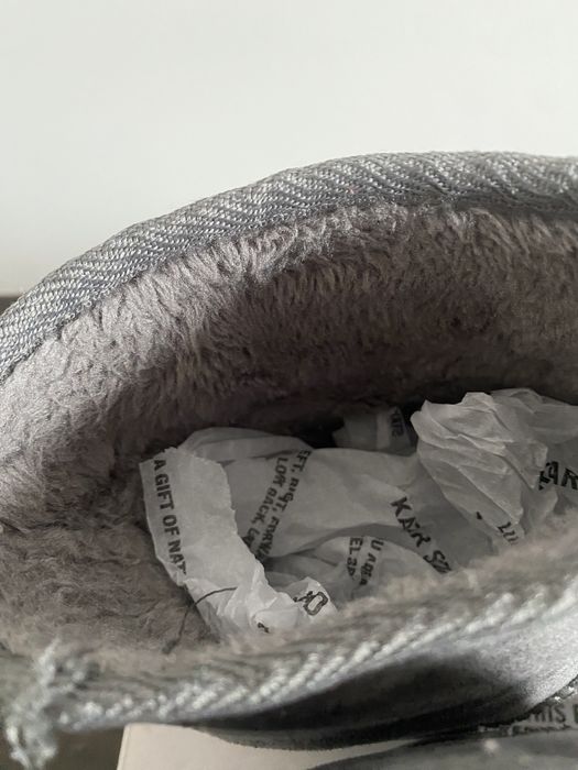 Уггі Kazar Studiо