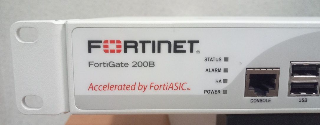 Межсетевой экран (Firewall) Fortinet FG-200B