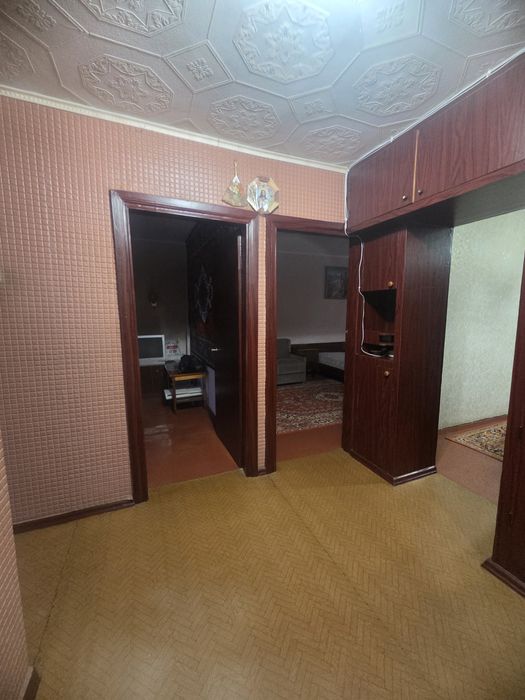 Сдам 3-комнатную квартиру на долгий срок.