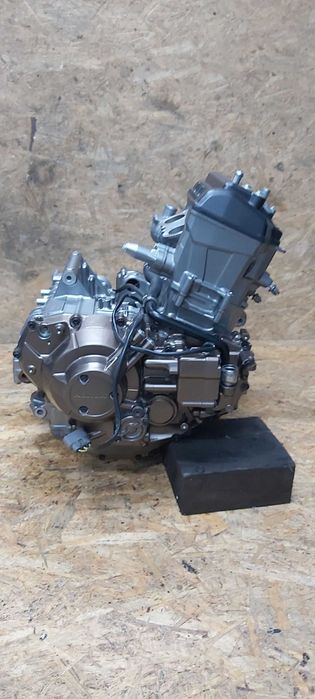 Silnik CRF1100 DCT slupek sprawny  2000km bez wad  JAK NOWY