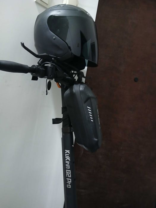 Срочно продам электросамокат Kugoo Kirin G2 Pro. в отличном состоянии