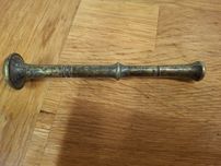 Metalowy tłuczek do moździerza