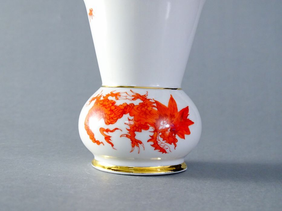 wazonik porcelanowy saksonia czerwony chiński smok