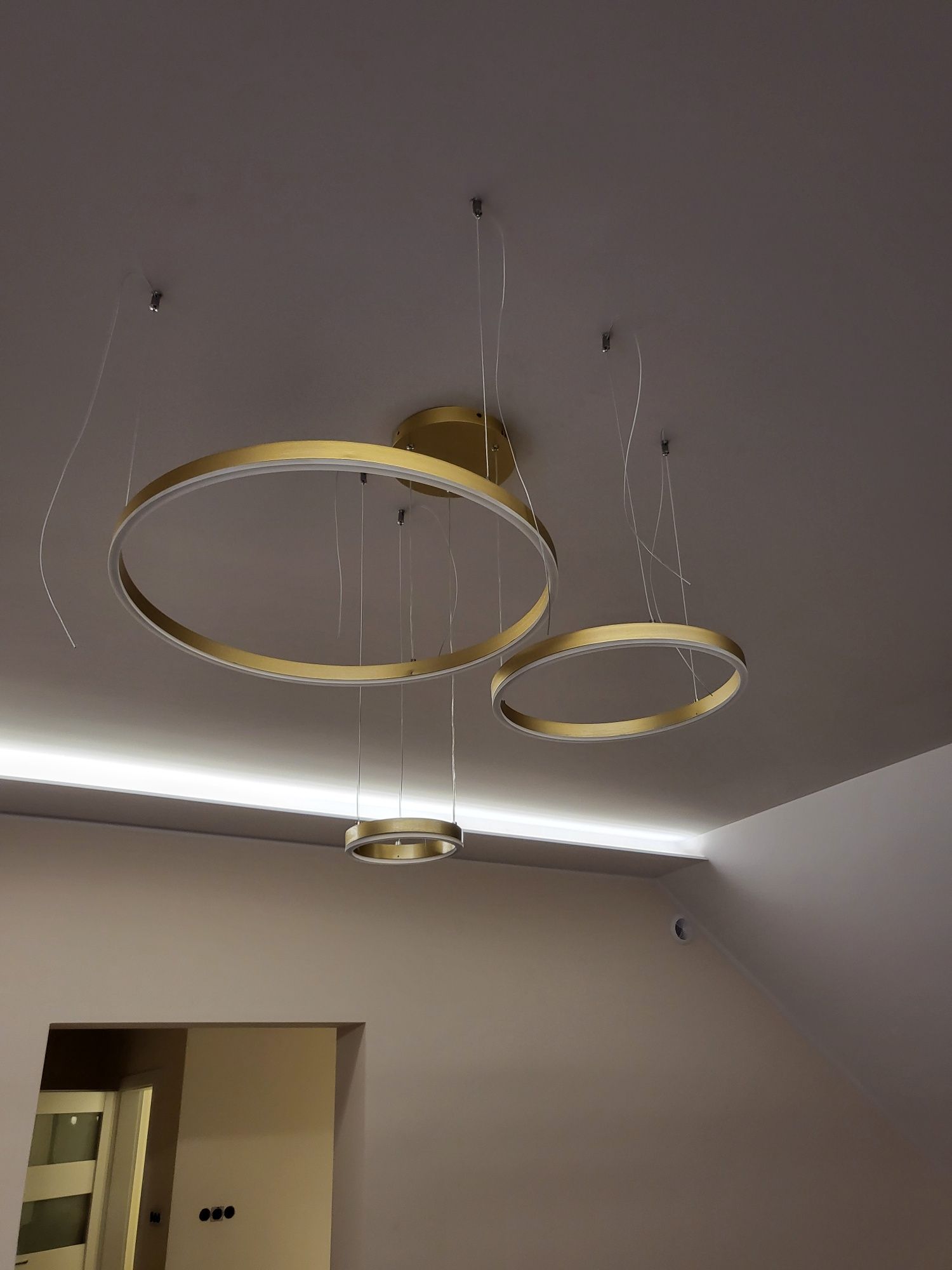 Zyrandol lampa wiszaca ringi zlote 3 60cm 40cm i 20cm