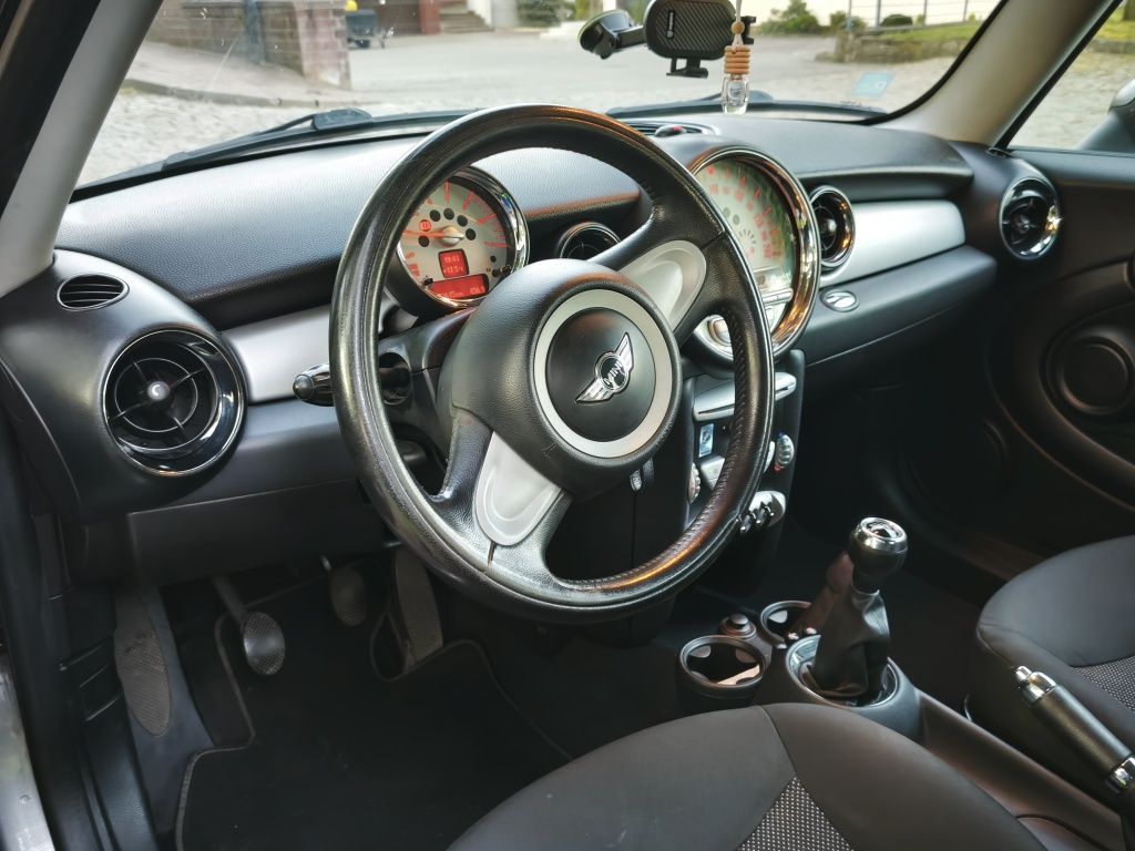 Sprzedam MINI ONE D