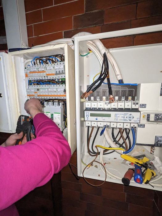 Підключення генераторів система АВР ATS резервне живлення