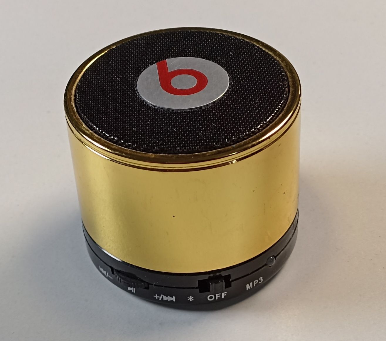 Портативная колонка Beats SK-S10. Бу.