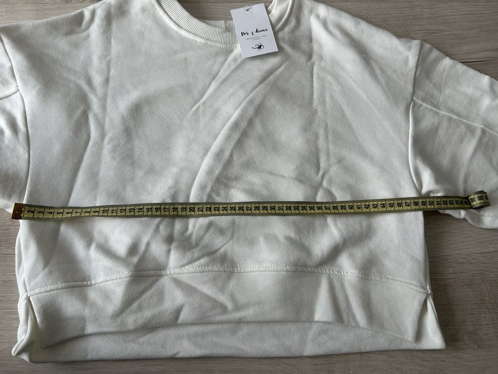 Nowa z metka bluza krotka XS S