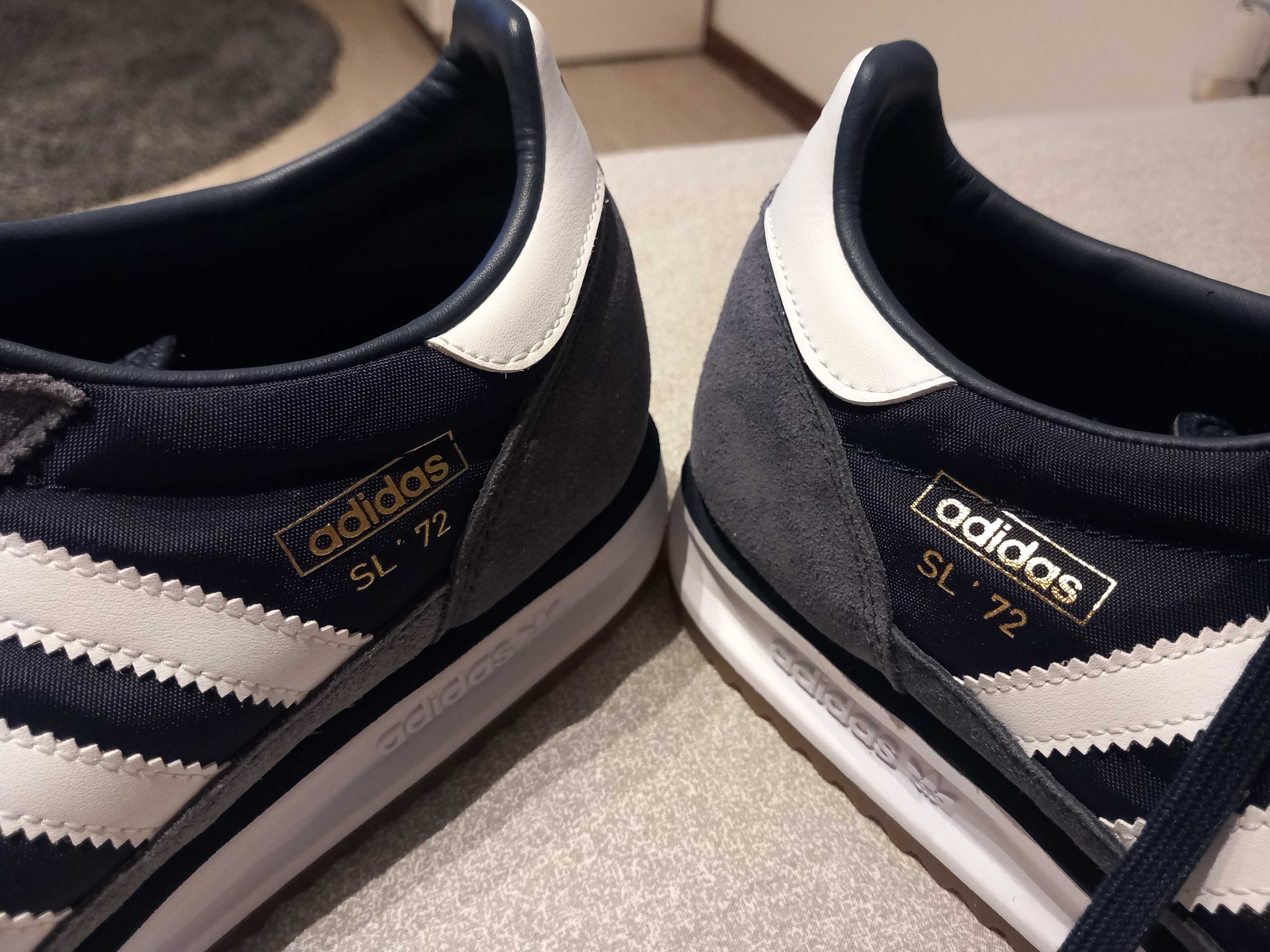 Ténis Adidas - 42
