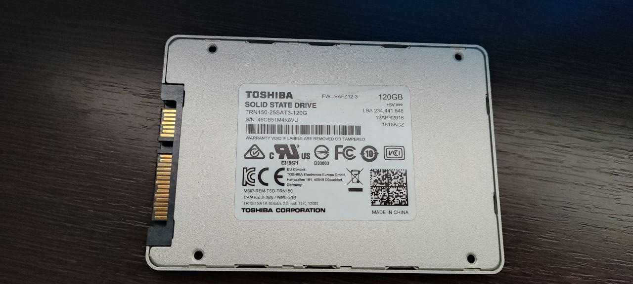 ssd накопитель TOSHIBA 120 GB