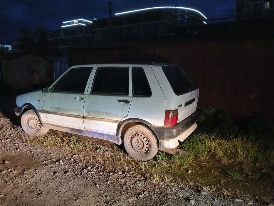 Продам автомобіль, треба коробку поставити, коробка є