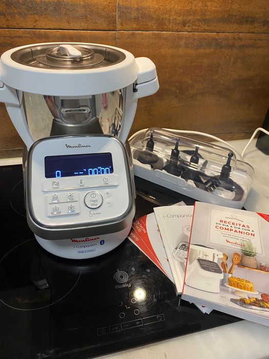 Robô de cozinha Moulinex i-Companion (c/bluetooth) + extras