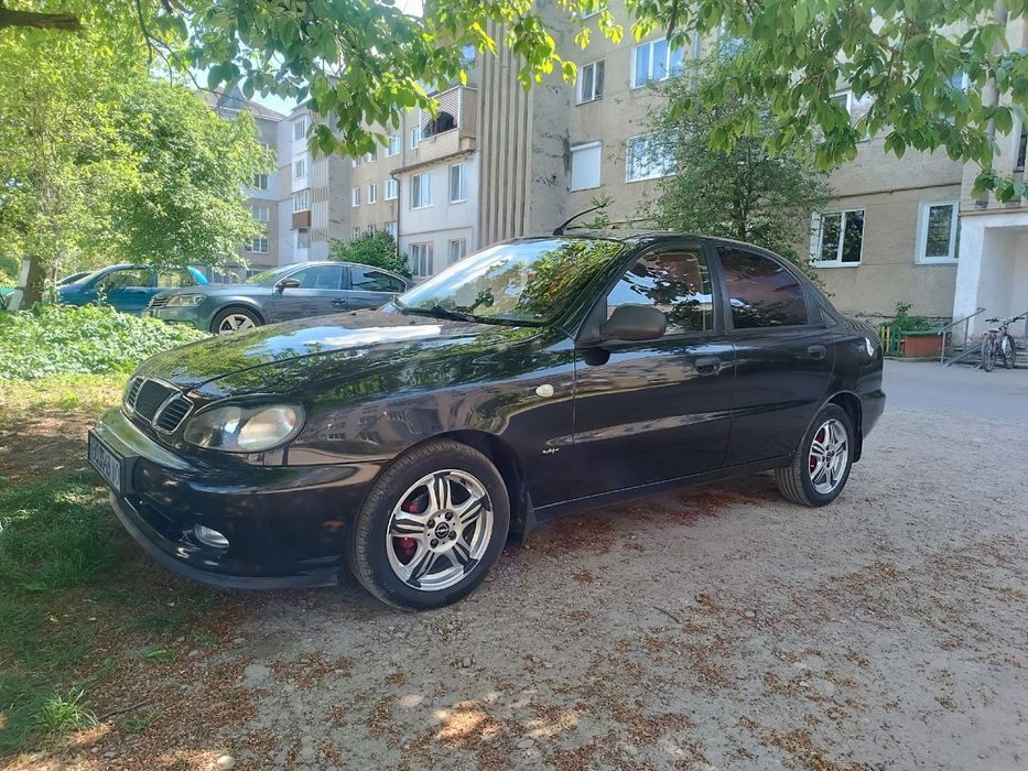 Ланос 1.6 2009 седан