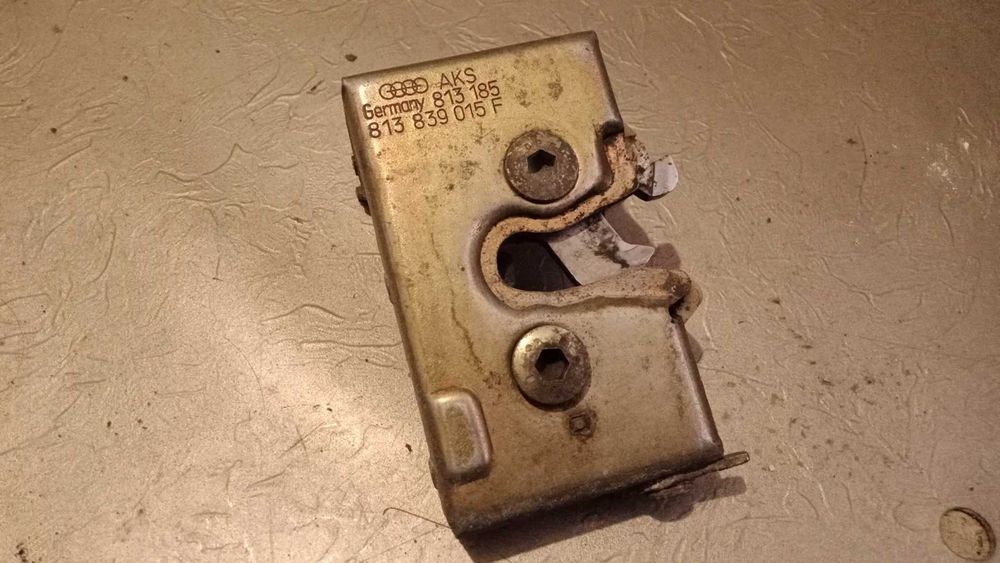 Замки дверей, багажника Audi 80 B2