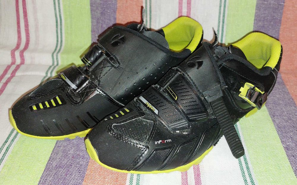 Bontrager Rhythm limonka rozmiar 42 27 cm