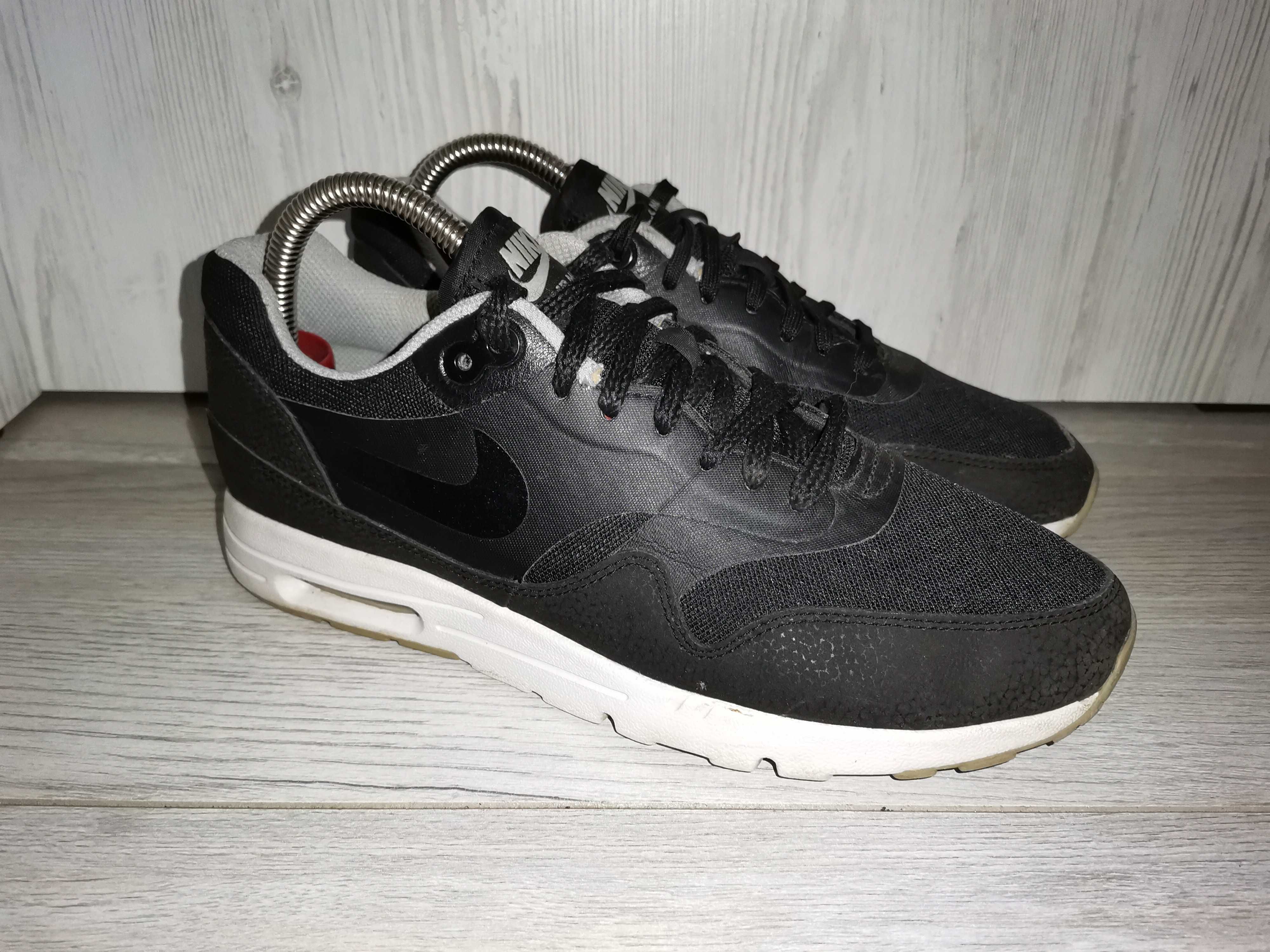 Nike Air Max 1 Ultra Essentials