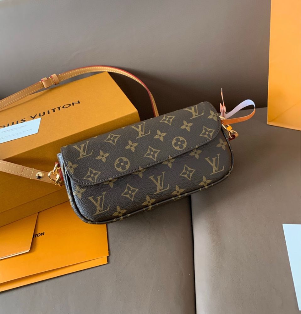 Сумка клач louis vuitton