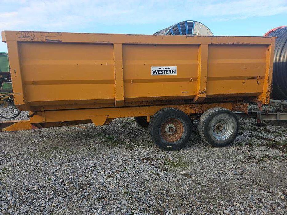 Przyczepa tandem wywrotka, skorupowa