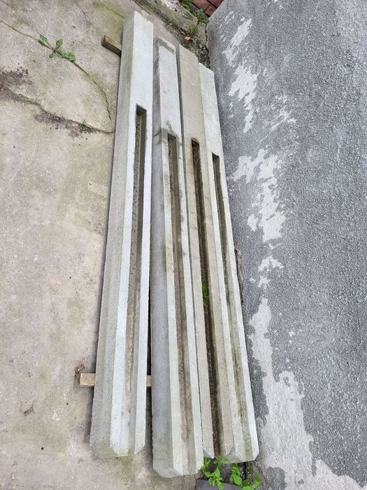 Słupki betonowe ogrodzeniowe 2,27 m