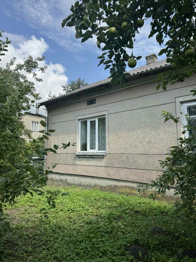 Будинок у с.Тетевчиці, Червоноградський район, поруч м.Радехів