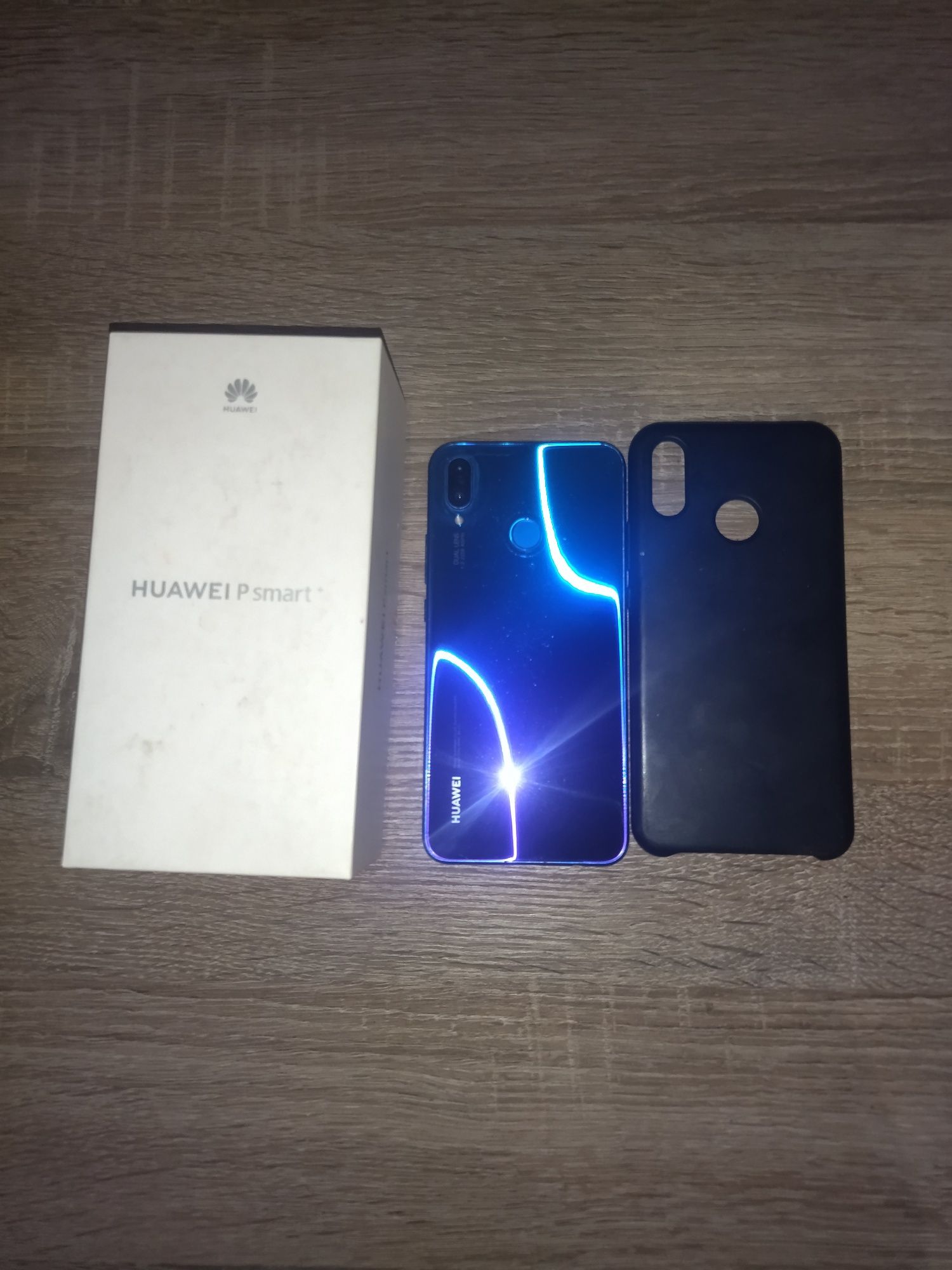 Samsung,Lenovo.Teklast.Huawei.