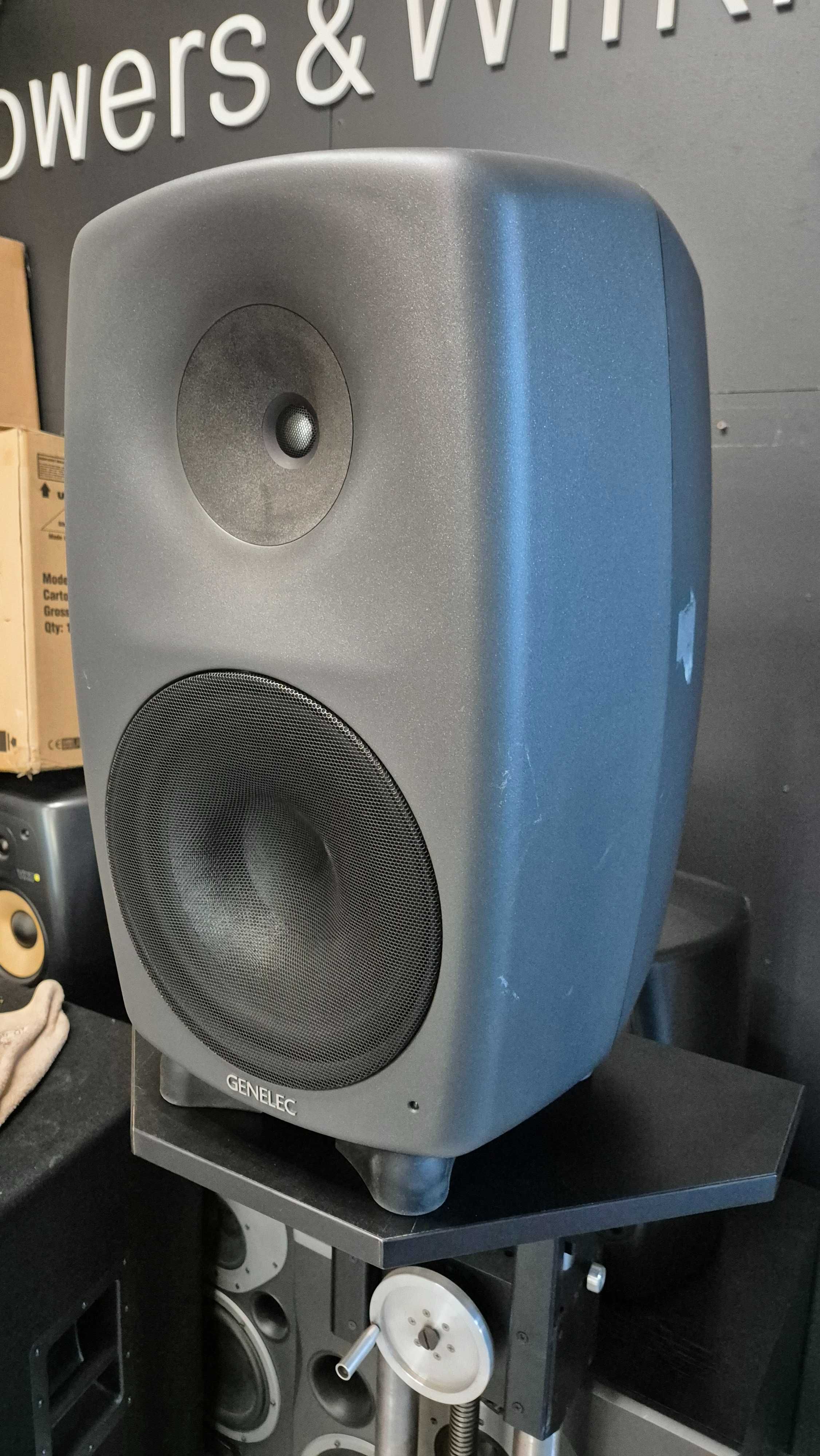 Genelec 8260APM Активна акустична система ОДНА ШТ!!!