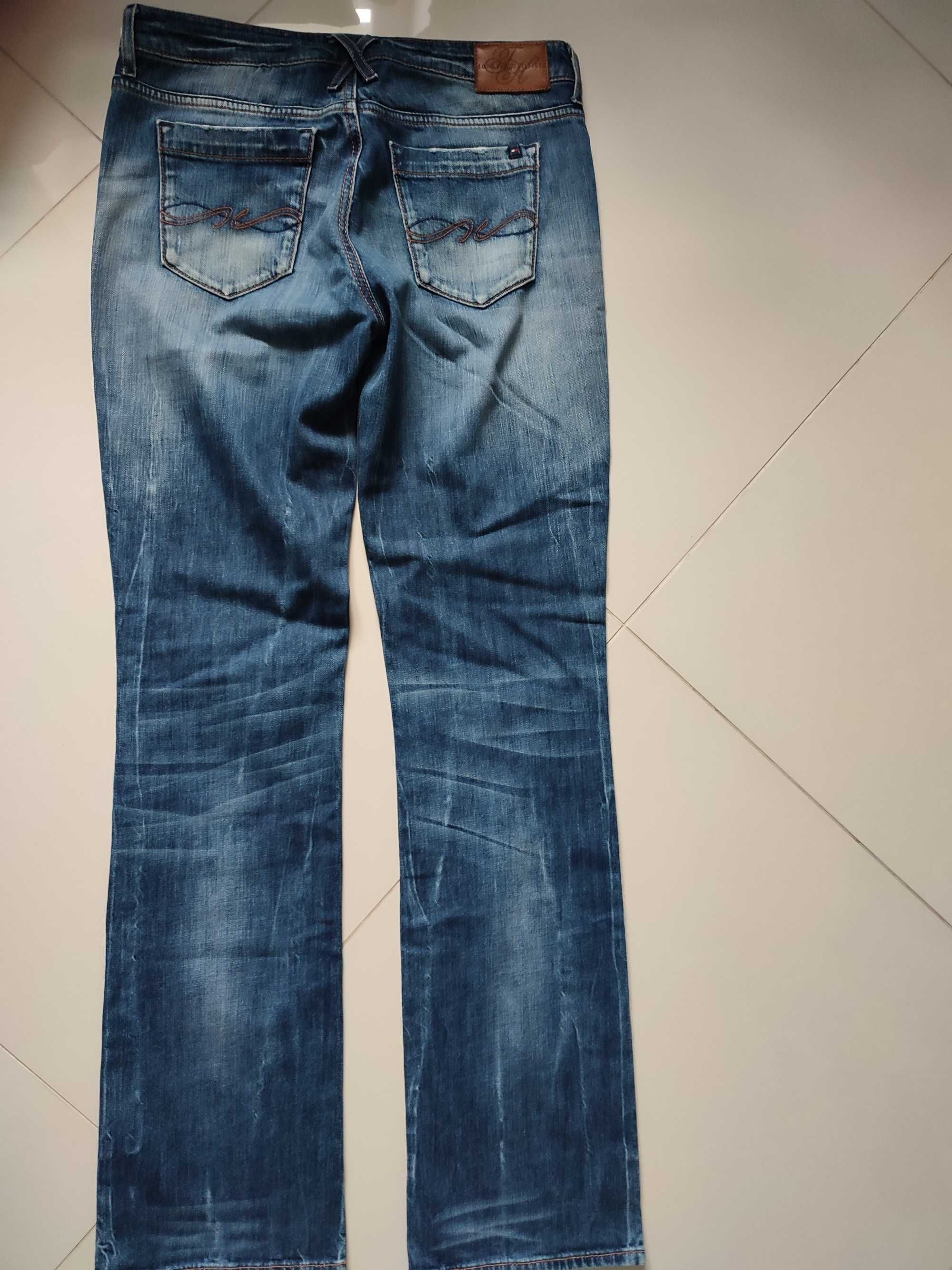 Jeans  spodnie  Tommy Hilfiger rozmiar 29/32 damskie  stan bdb