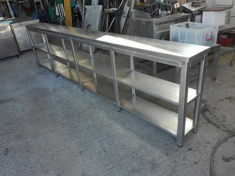 Bancada inox c/ prat. intermédia 3750x350x900 mm