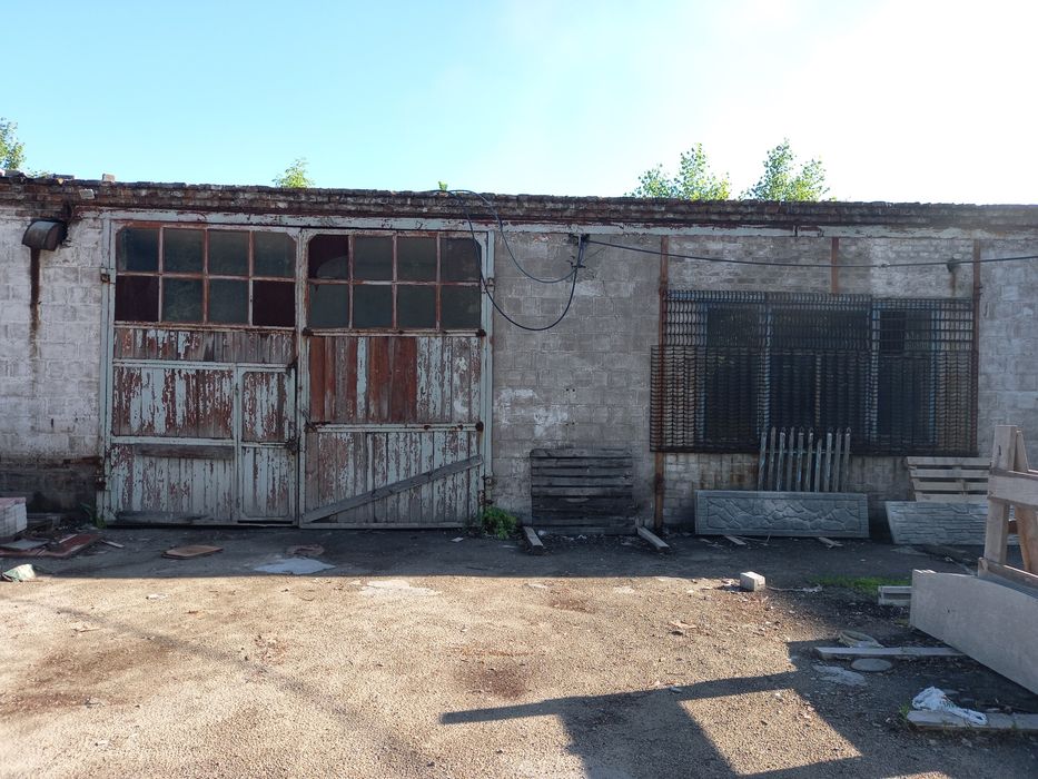 Продам промышленную базу (земля + помещение)